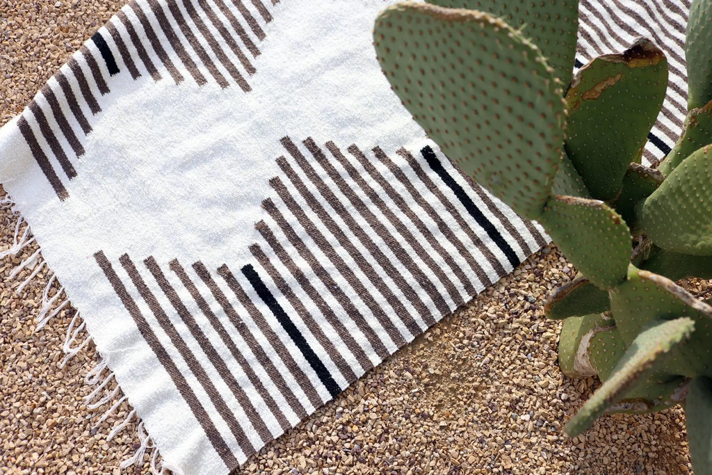 * Flow (Crema) // Handwoven Blanket