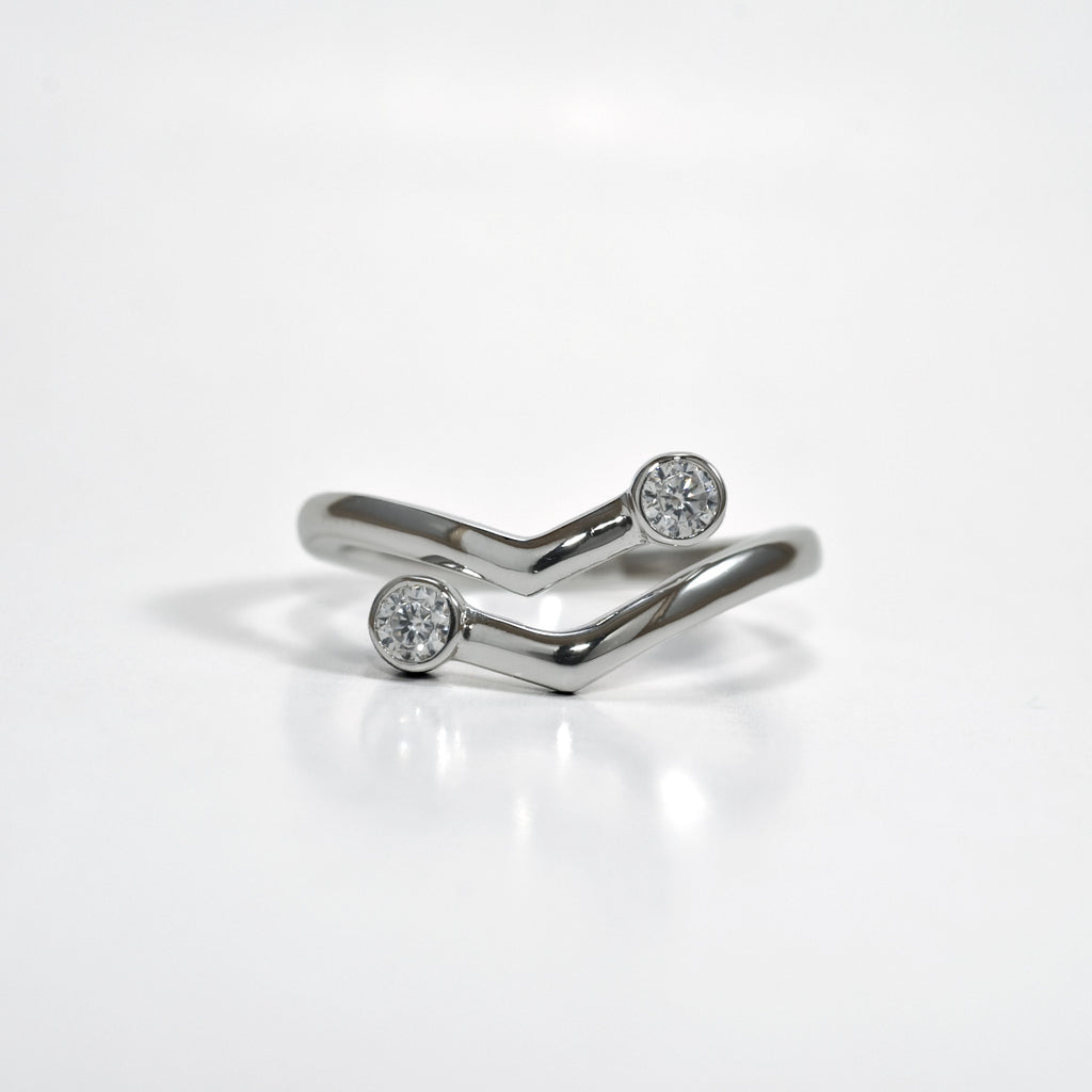 DBL V BEZEL RING - SILVER + CZ