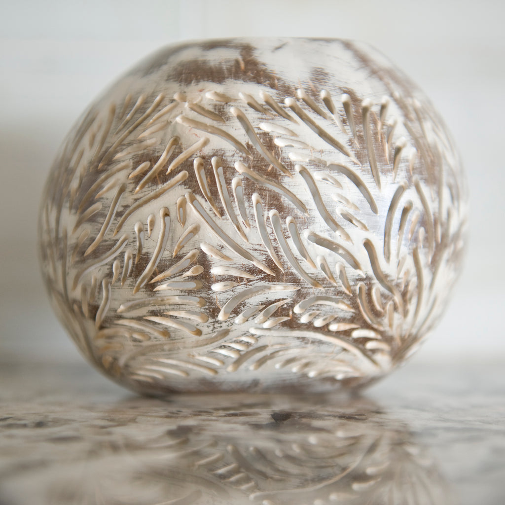COCONUT SHELL CANDLE HOLDER CORAL