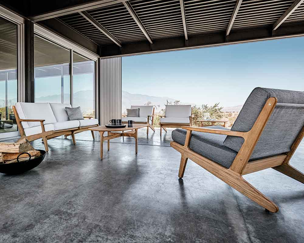 Bay Seating